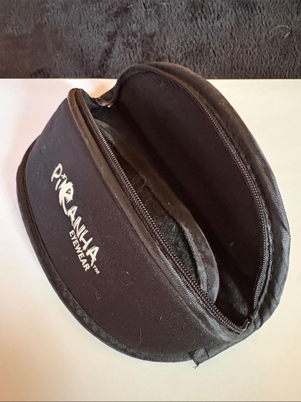 Piranha Eyewear Black Zip Sunglasses Case